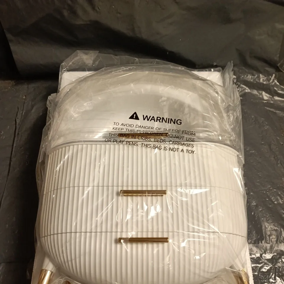 BTGGG COSMETIC ORGANIZER 