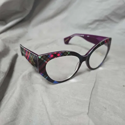 VIVIENNE WESTWOOD PESCRIPTION GLASSES IN TARTAN DESIGN