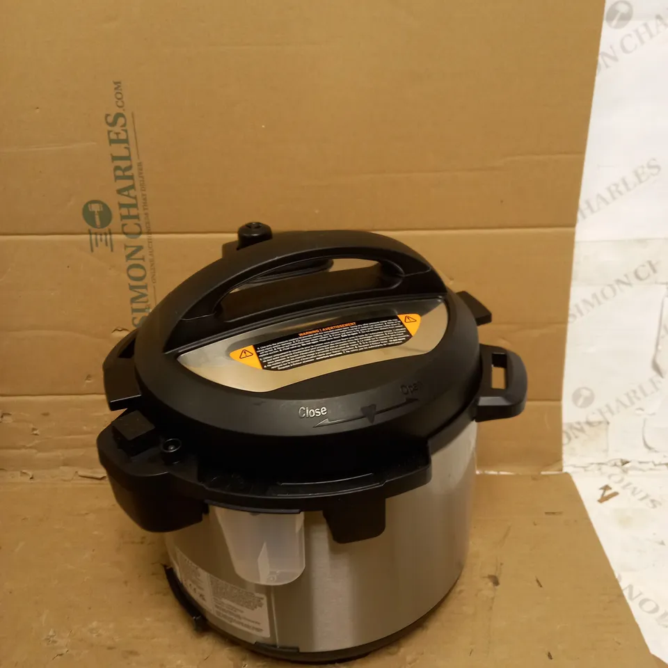 INSTANT POT DUO CRISP AIR FRYER MULTICOOKER
