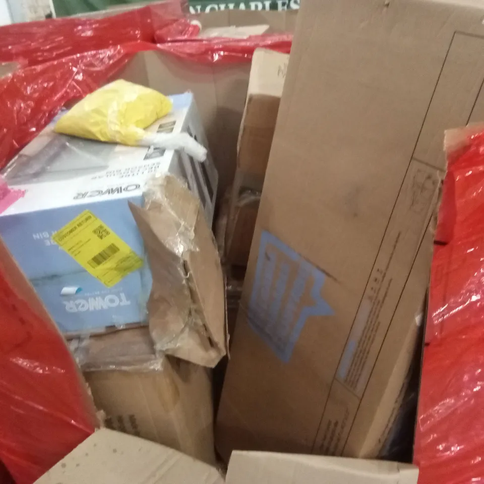 PALLET OF ASSORTED HOUSEHOLD GOODS AND PRODUCTS TO INCLUDE; KIDS SLIDE, KITCHEN BIN, BOXED FURNITURE ETC