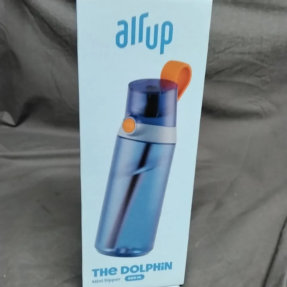 BOXED AND SEALED AIR UP THE DOLPHIN MINI SIPPER 600ML 