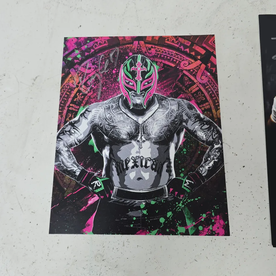 2X SIGNED PHOTOS/MEMORABILIA 