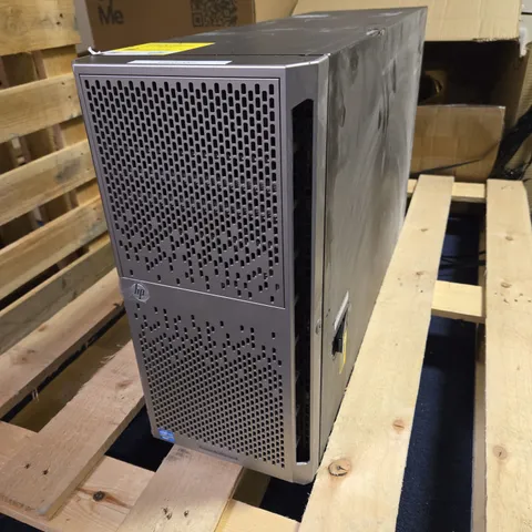 HP PROLIANT ML350P DESKTOP SERVER - COLLECTION ONLY 