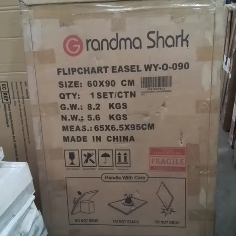 BOXED GRANDMA SHARK FLIPCHART EASEL WY-0-090