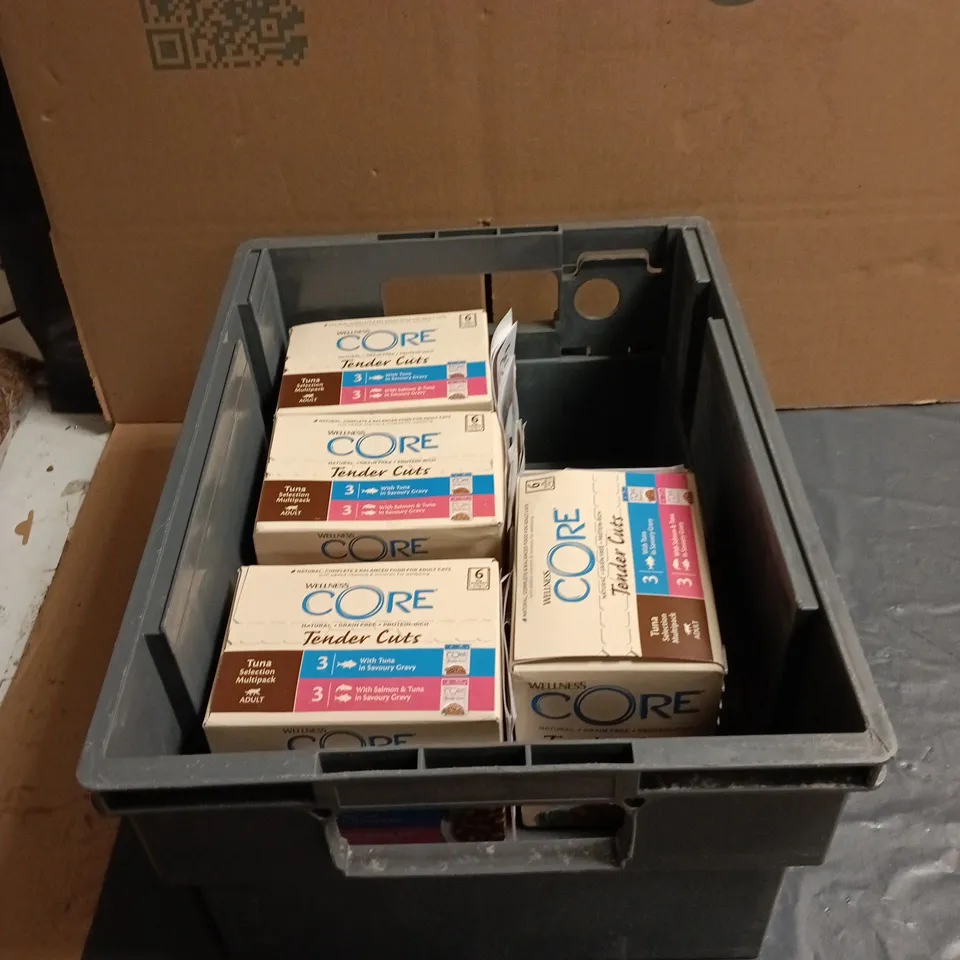 4 X WELLNESS CORE TENDER CUTS TUNA SELECTION PACK CAT FOOD, 6 POUCHES PER PACK