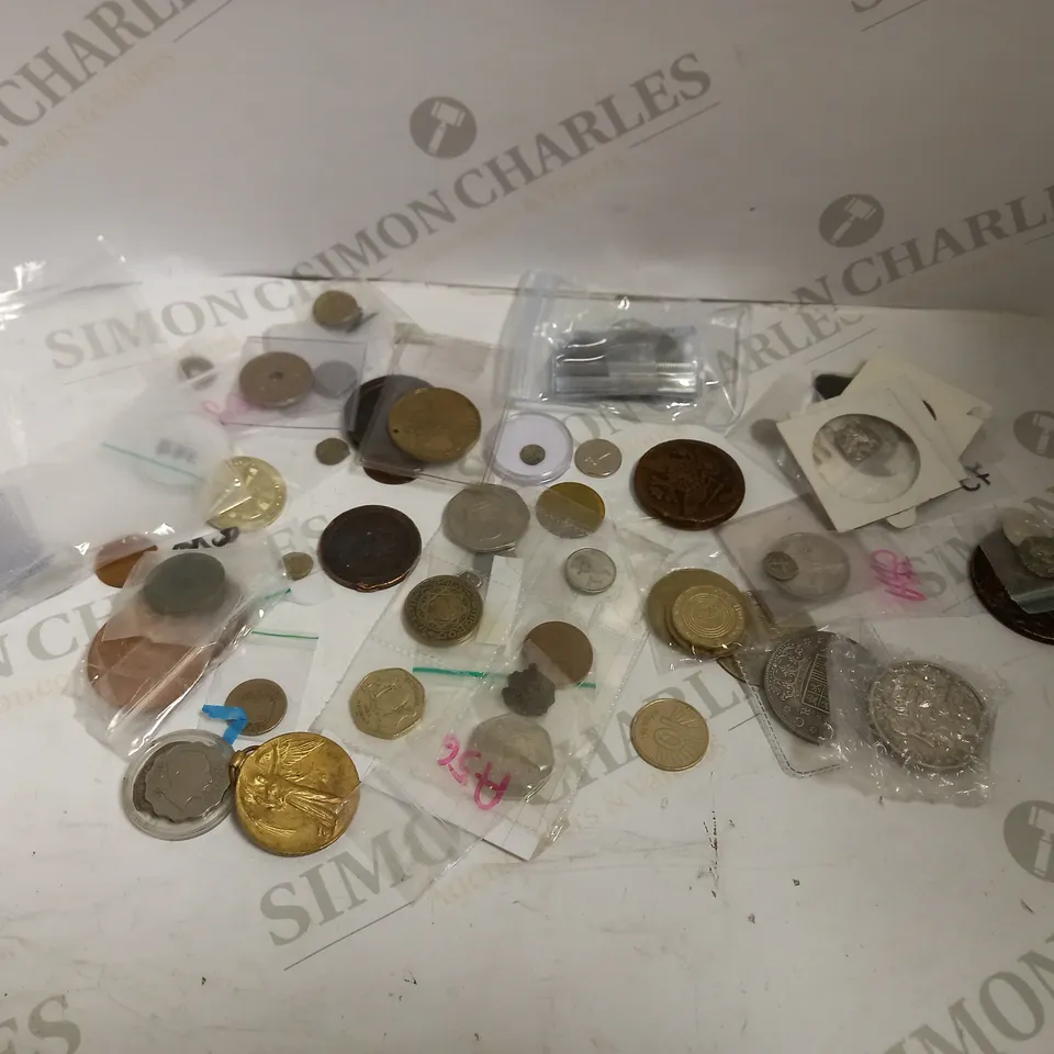 COLLECTION OF COINS RANGING IN DATES AND VALUES