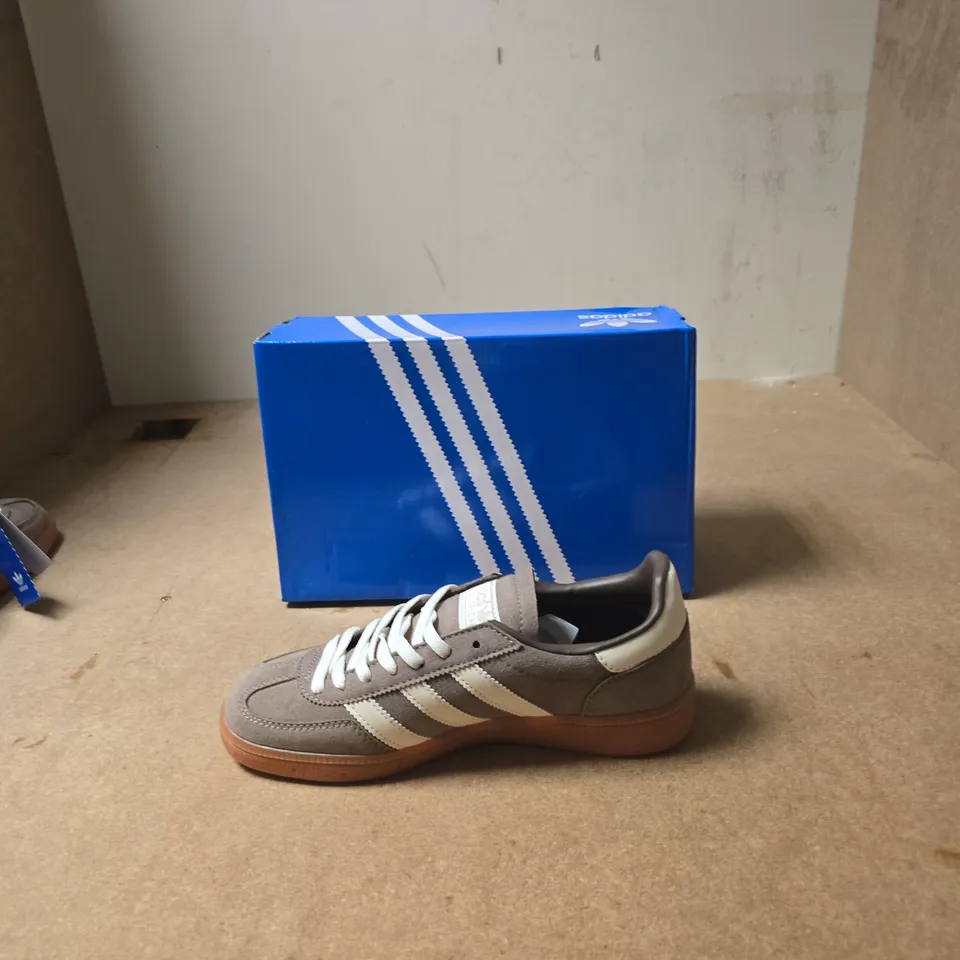 ADIDAS HANDBALL SPEZIAL BROWN SUEDE TRAINERS WITH WHITE STRIPES – BOXED - UK SIZE 5