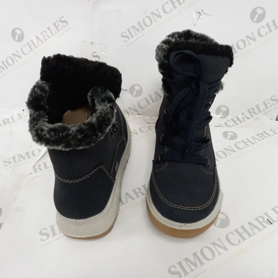 BOXED PAIR OF RIEKER BLUE BOOTS SIZE 3.5