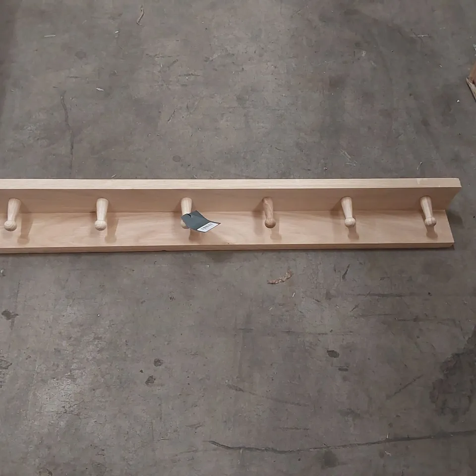 BOXED HAMBLEDON PEG SHELF LARGE - NATURAL RAW OAK