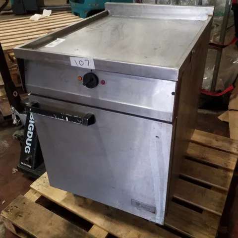 FALCON CATERING EQUIPMENT 1-DOOR HOT CABINET