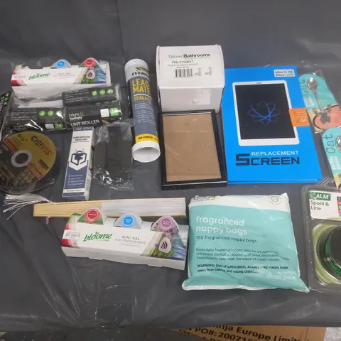 BOX OF APPROXIMATELY 8 ASSORTED ITEMS TO INCLUDE - SCREEN REPLACEMENT, COFFEE SPOONS, AND NAPPY BAGS ETC.