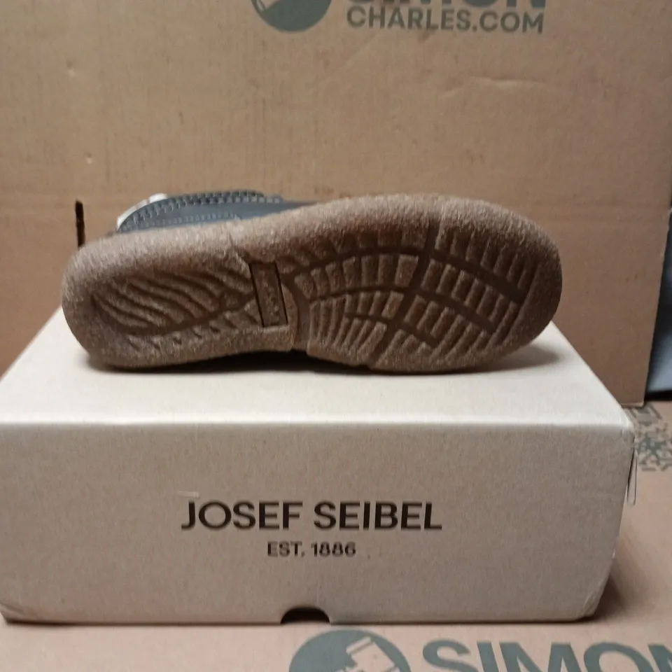 JOSEF SEIBEL NAVY LEATHER ANKLE BOOTS, EU 38 (UK 5.5)