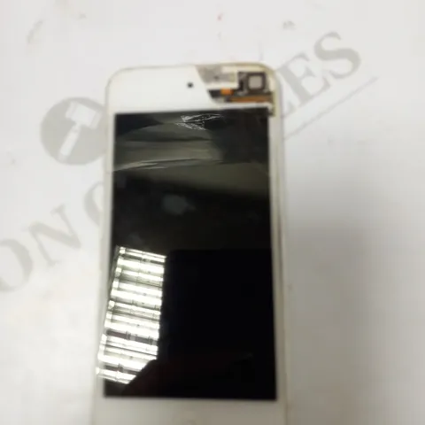 IPOD TOUCH 5TH GEN