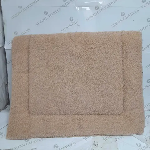 GORPETS SHERPA CAGE MAT CREAM