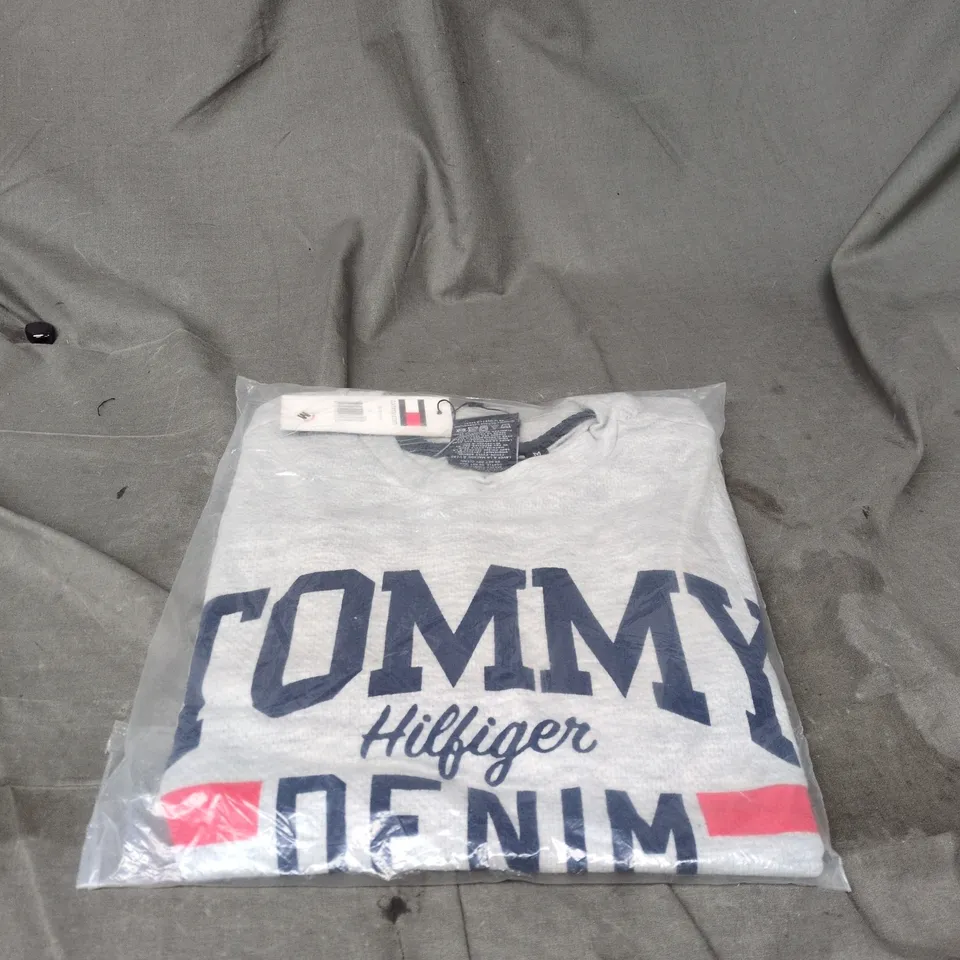 TOMMY HILFIGER MEDIUM GREY TOP BAGGED