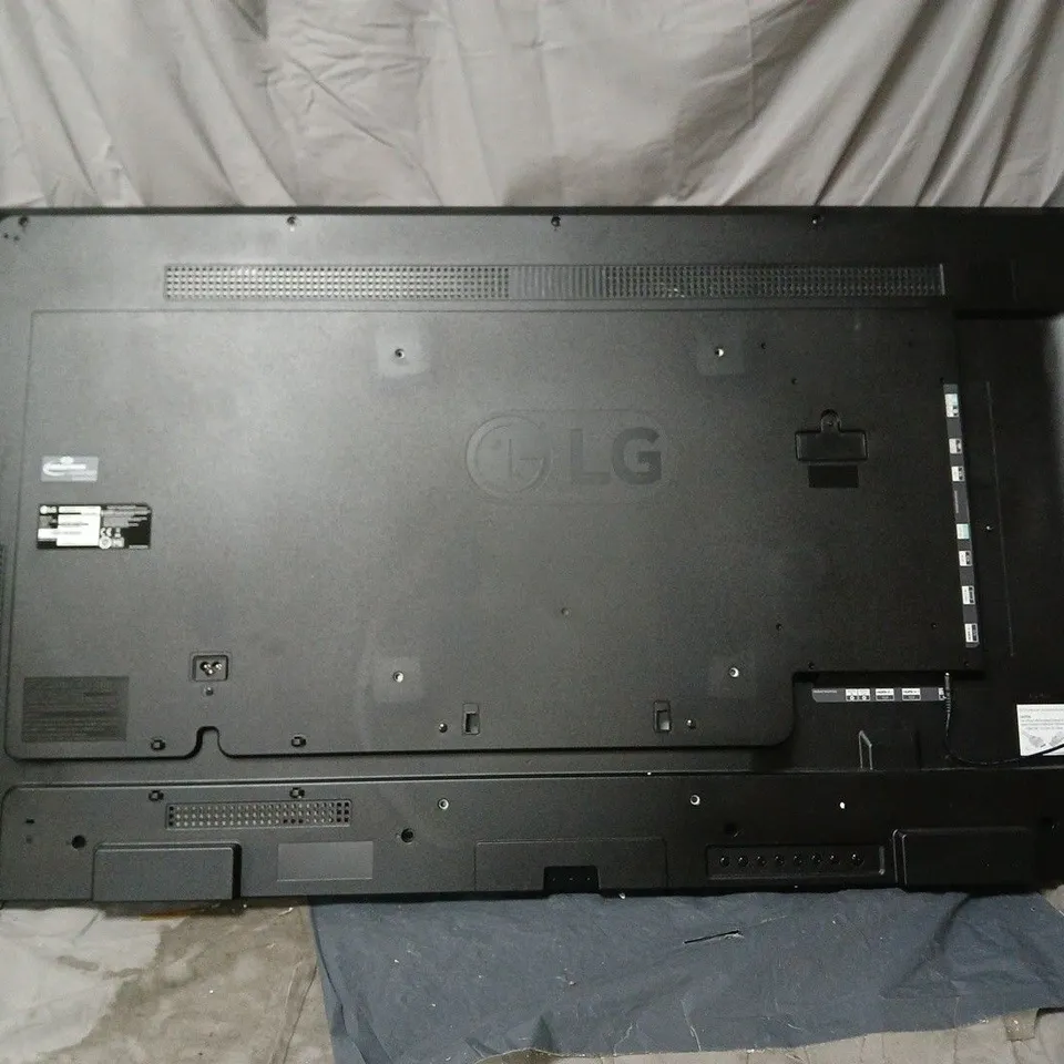 LG 49SM5KE-B 49-INCH COMMERCIAL DISPLAY MONITOR – CRESTRON CONNECTED NO POWER SUPPLY OR ACCESSORIES