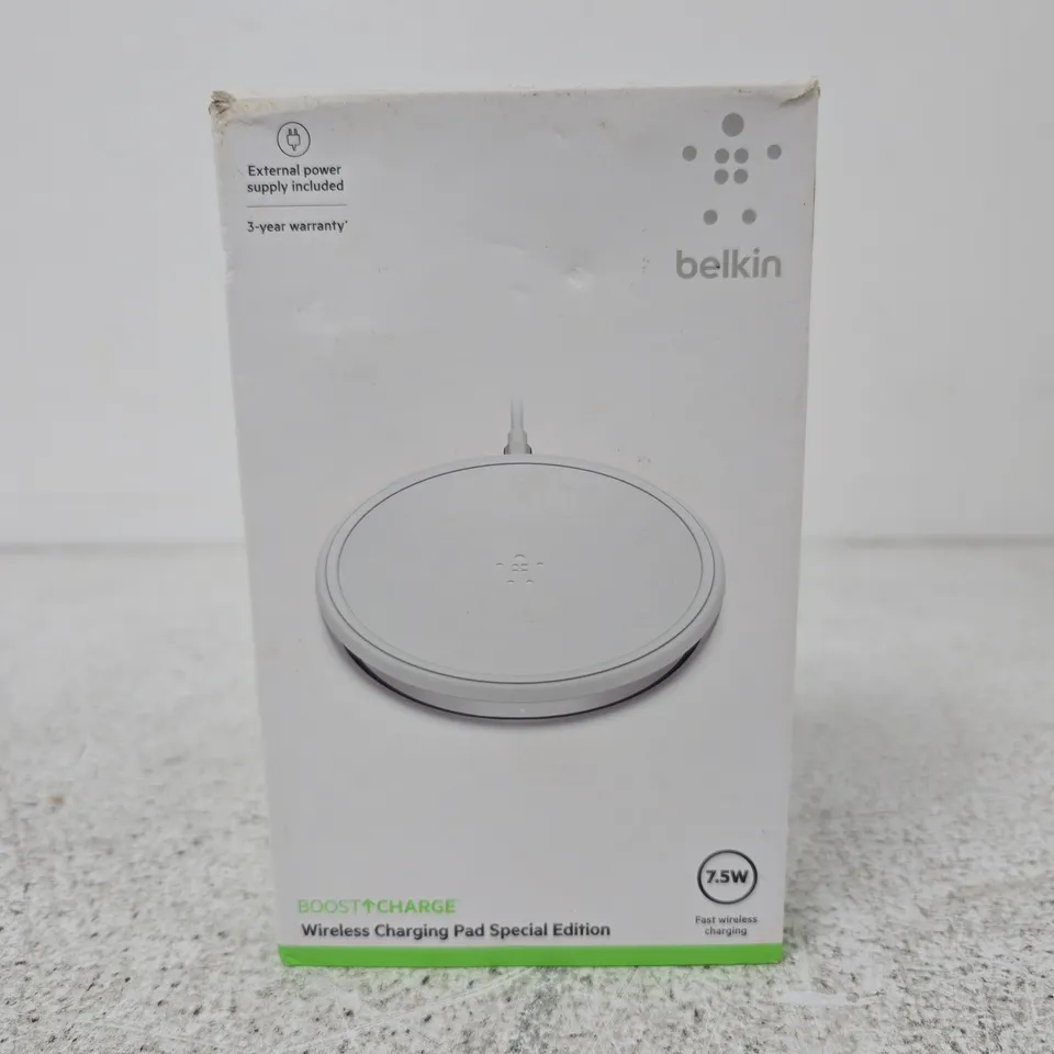 BELKIN BOOST CHARGE WIRELESS CHARGING PAD – SPECIAL EDITION
