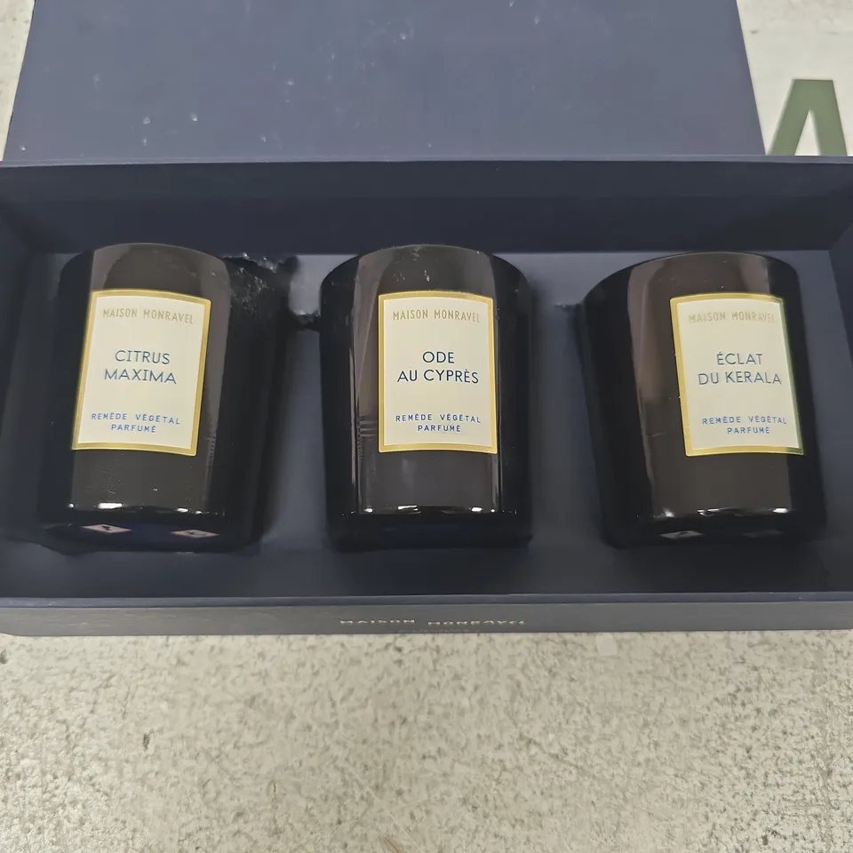 MAISON MONRAVEL SCENTED CANDLE SET – CITRUS MAXIMA; ODE AU CYPRÈS; ÉCLAT DU KERALA (3 × 70G)