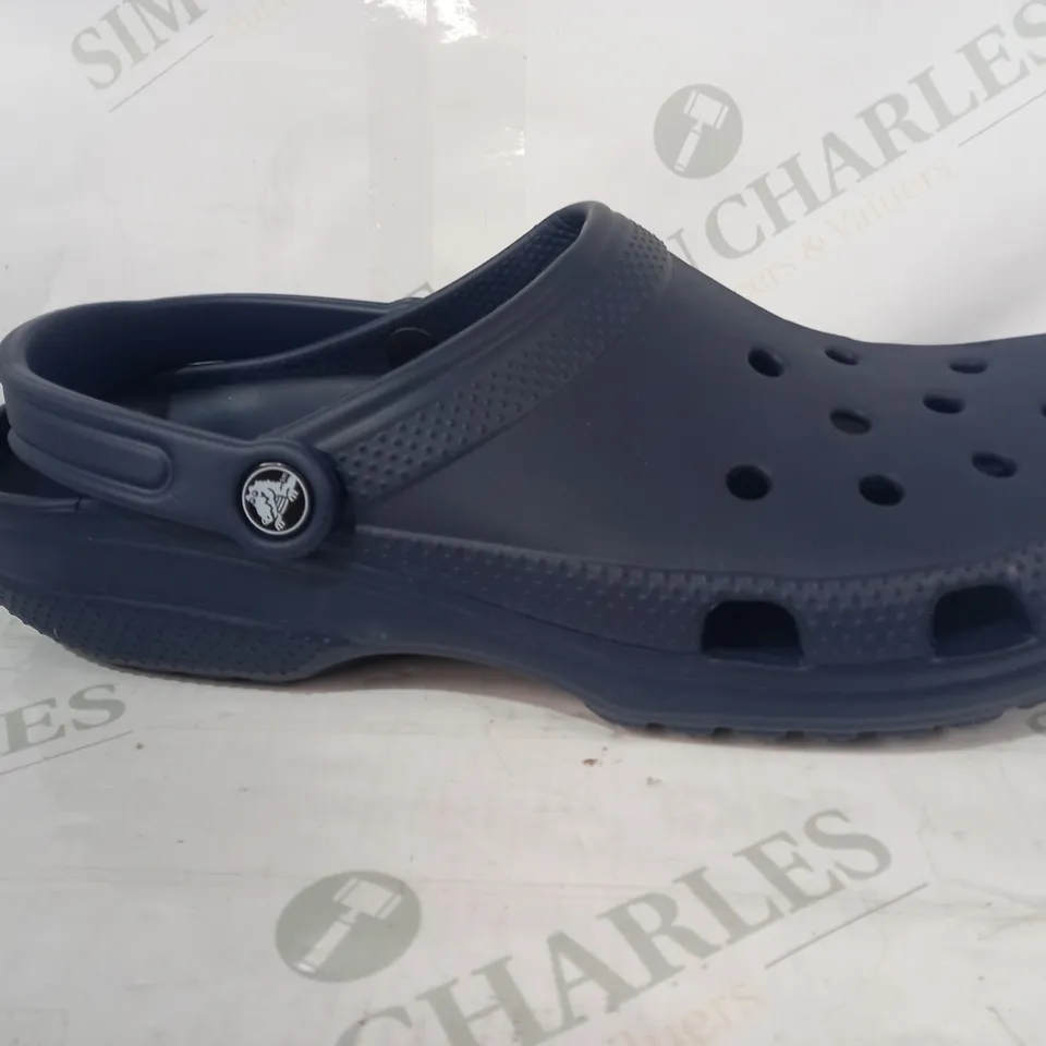 PAIR OF CROCS CLASSIC CLOGS IN NAVY UK SIZE M10/W11