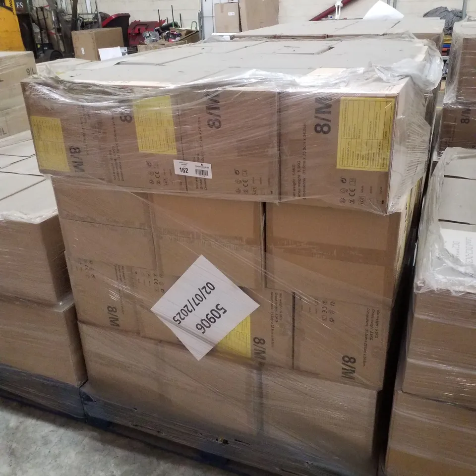 PALLET CONTAINING APPROXIMATELY 560 INTCO VINYL GLOVES 100PK MEDIUM