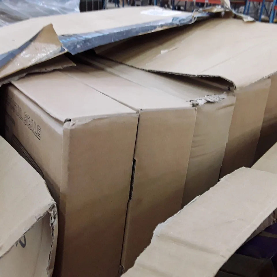 BOX CONTAINING 5 ELECTRONIC POSTAL SCALES