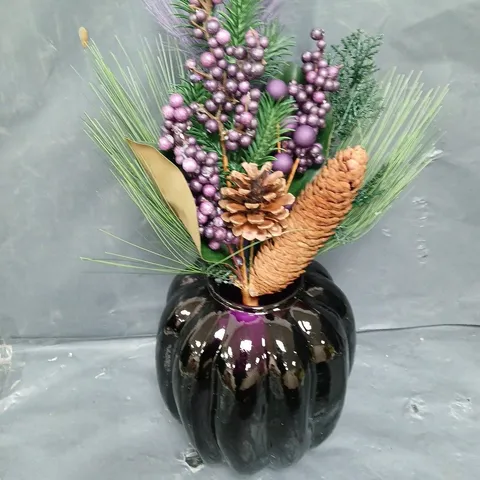 BOXED 18" BERRY THEMED ARRANGEMENT IN GLASS POT