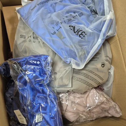 LARGE BOX OF ASSORTED CLOTHING ITEMS IN VARIOUS COLOURS, SIZES AND STYLES