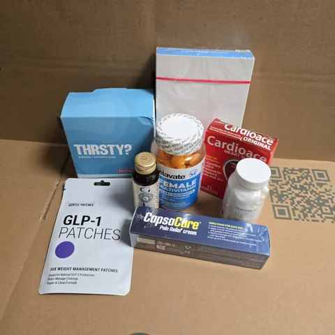 APPROXIMATELY 15 ASSORTED VITAMIN/HEALTH AID PRODUCTS TO INCLUDE THIRSTY? BLOOD ORANGE ELECTROLYTES, ELAVATE FEMALE MULTIVITAMINS, CAPSACARE PAIN RELIEF CREAM, ETC - COLLECTION ONLY