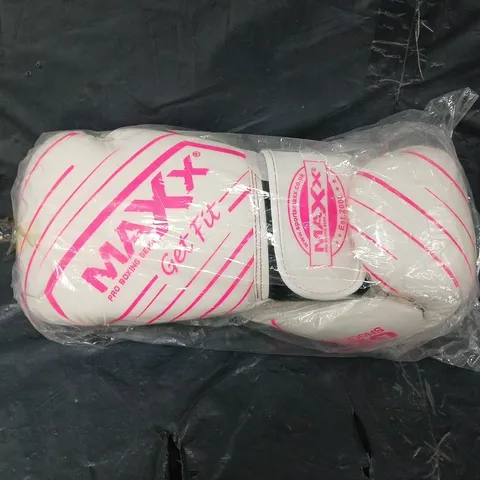 MAXX PRO BOXING GEAR GET FIT 10 OZ BOXING GLOVES 