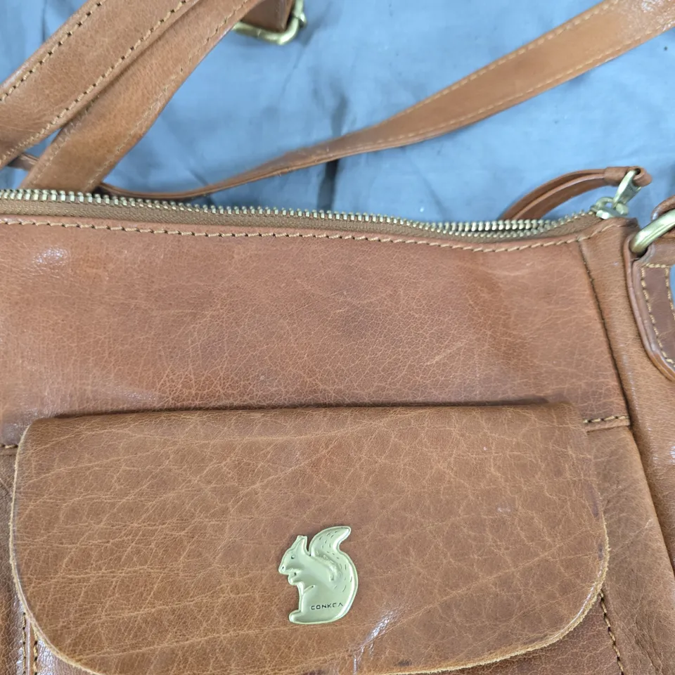 BROWN LEATHER CROSSBODY BAG WITH FRONT POCKET CONKA HAND BAG 