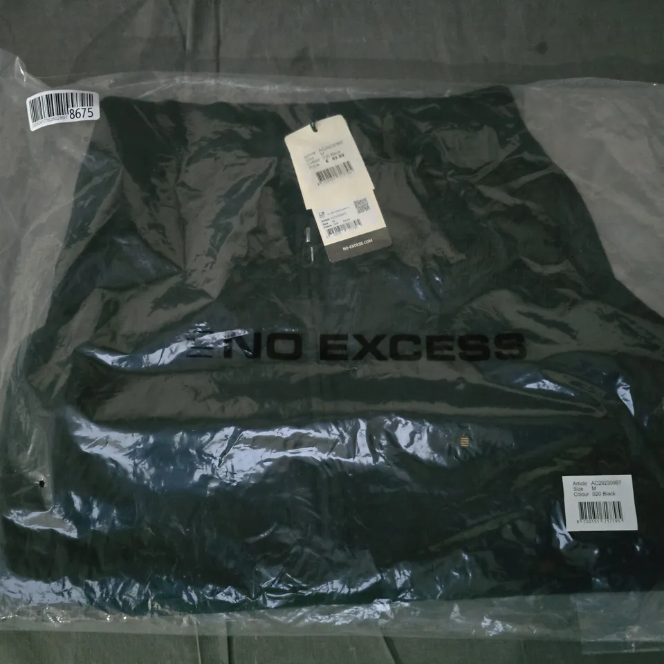 NO EXCESS 1/2 ZIP PULL OVER LONG SLEEVE TOP IN BLACK SIZE MEDIUM