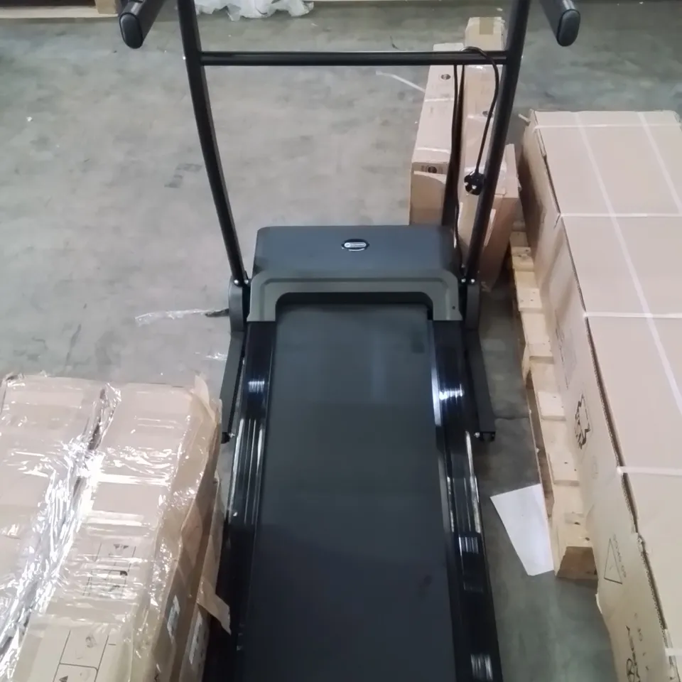 DYNAMIX MOTORISED TREADMILL - T2000D