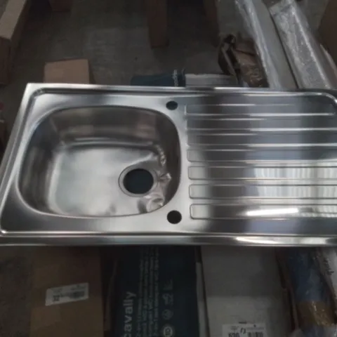 BOXED STAINLESS STEEL SINK BASIN AND DRAINER 
