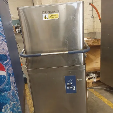 ELECTROLUX EHTAIG COMMERCIAL PASS THROUGH DISHWASHER