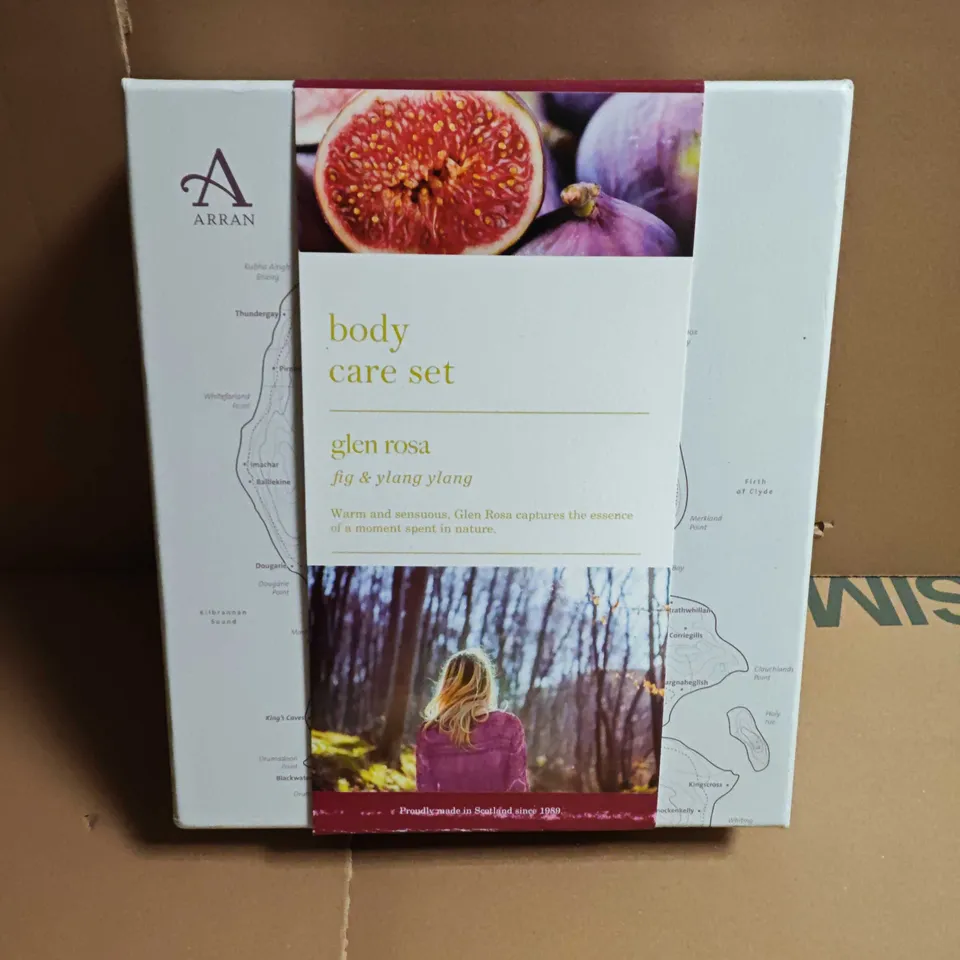 ARRAN GLEN ROSA BATH & SHOWER GEL & BODY LOTION GIFT SET