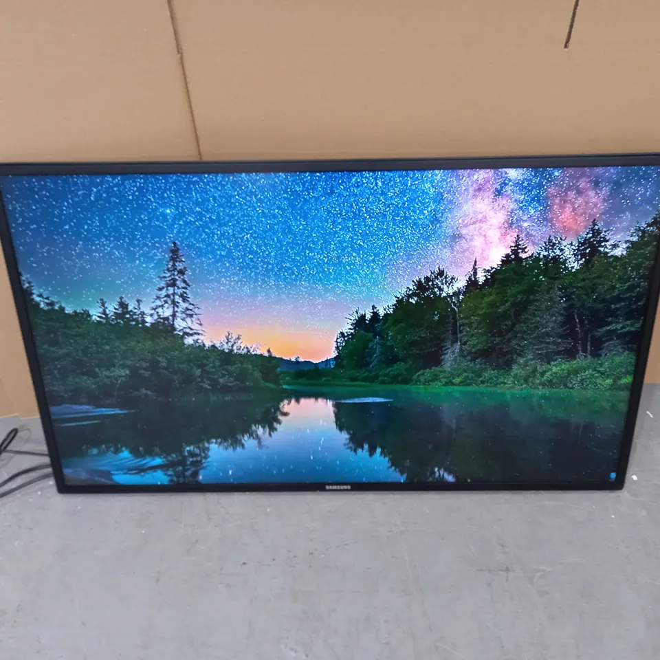 UNBOXED SAMSUNG 46" LED BACKLIT LCD DISPLAY FULL HD - MODEL DE46A