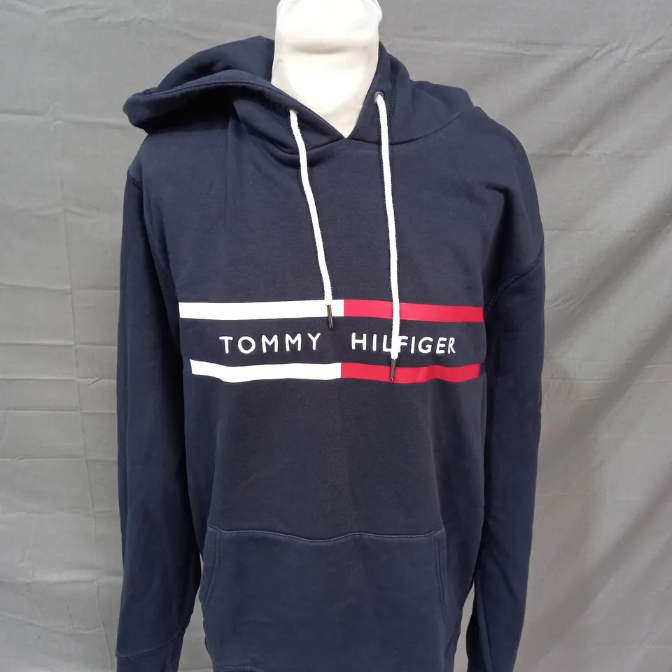TOMMY HILFIGER NAVY PULLOVER HOODIE - LARGE
