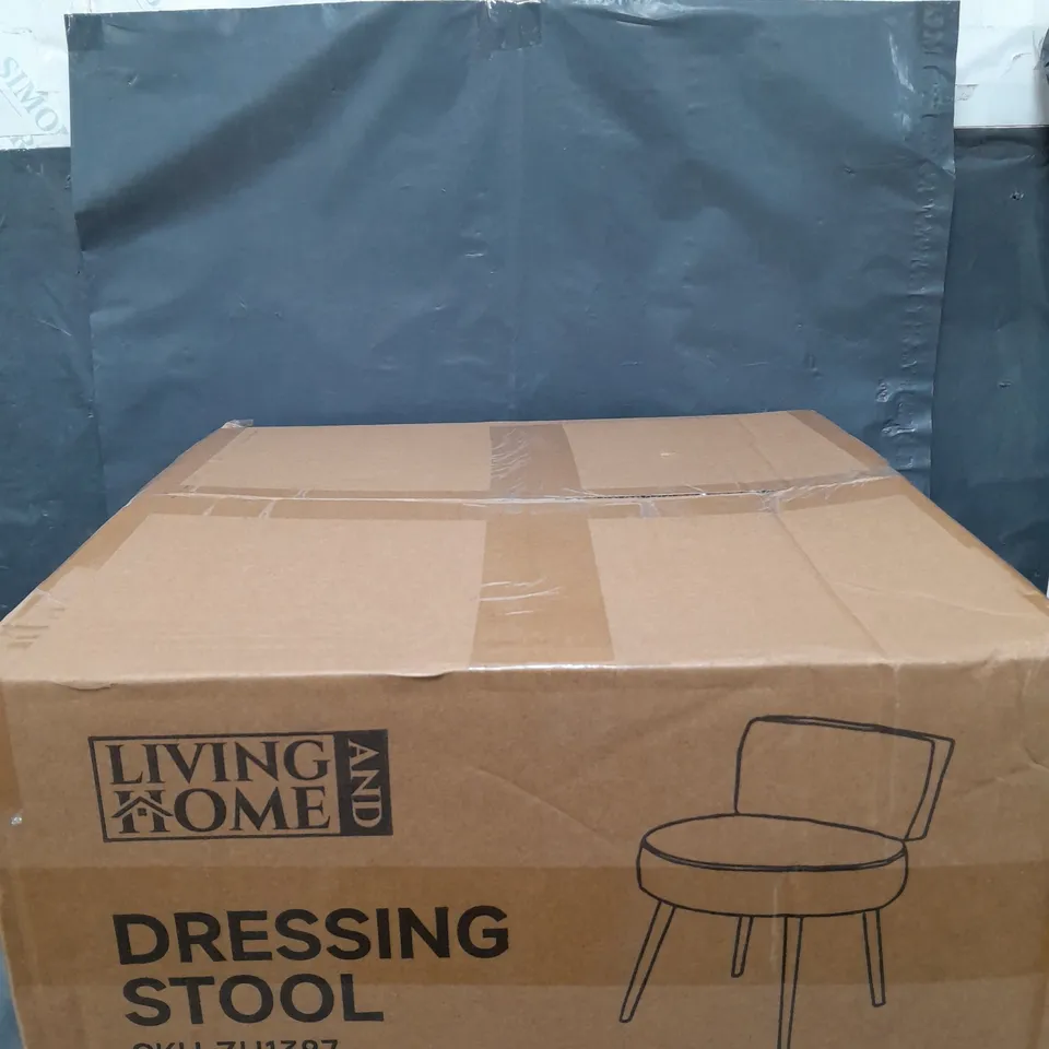 BOXED LIVING AND HOME DRESSING STOOL IN WHITE 