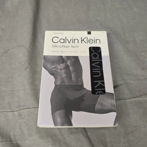 CALVIN KLEIN MICROFIBER TECH BOXER BRIEF - X1 - SIZE L