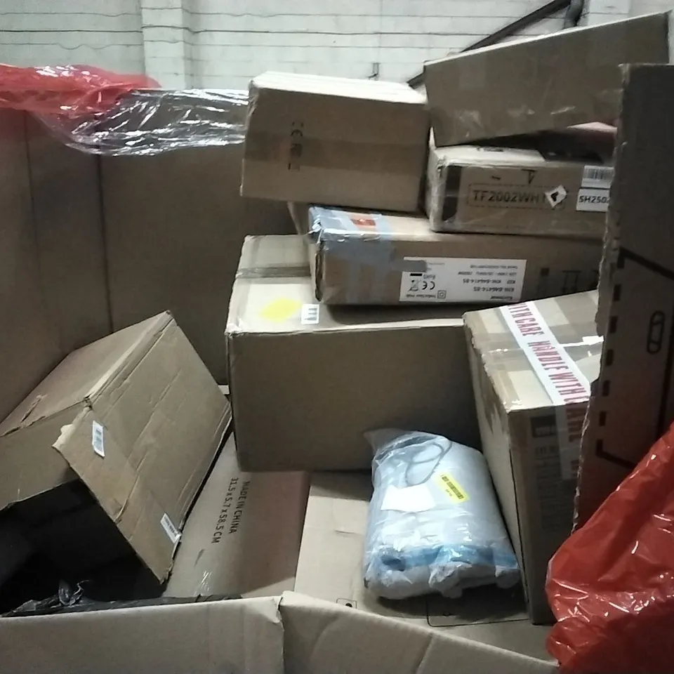 PALLET OF HOUSEHOLD ITEMS TO INCLUDE BATHROOM MIRROR, HEAVY DUTY LAMINATE VINYL FLOOR CUTTER,MOUSE PAD AND OTHER ASSORTED ITEMS...