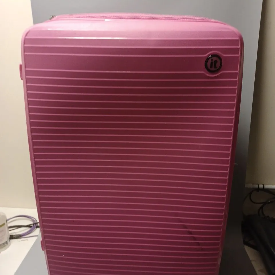 LISBON MEDIUM SUITCASE IN PINK RRP £64.99