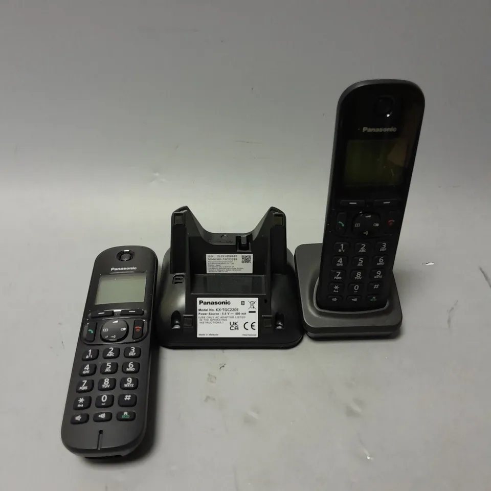 BOXED PANASONIC KX-TGC222 DIGITAL CORDLESS ANSWERING SYSTEM 