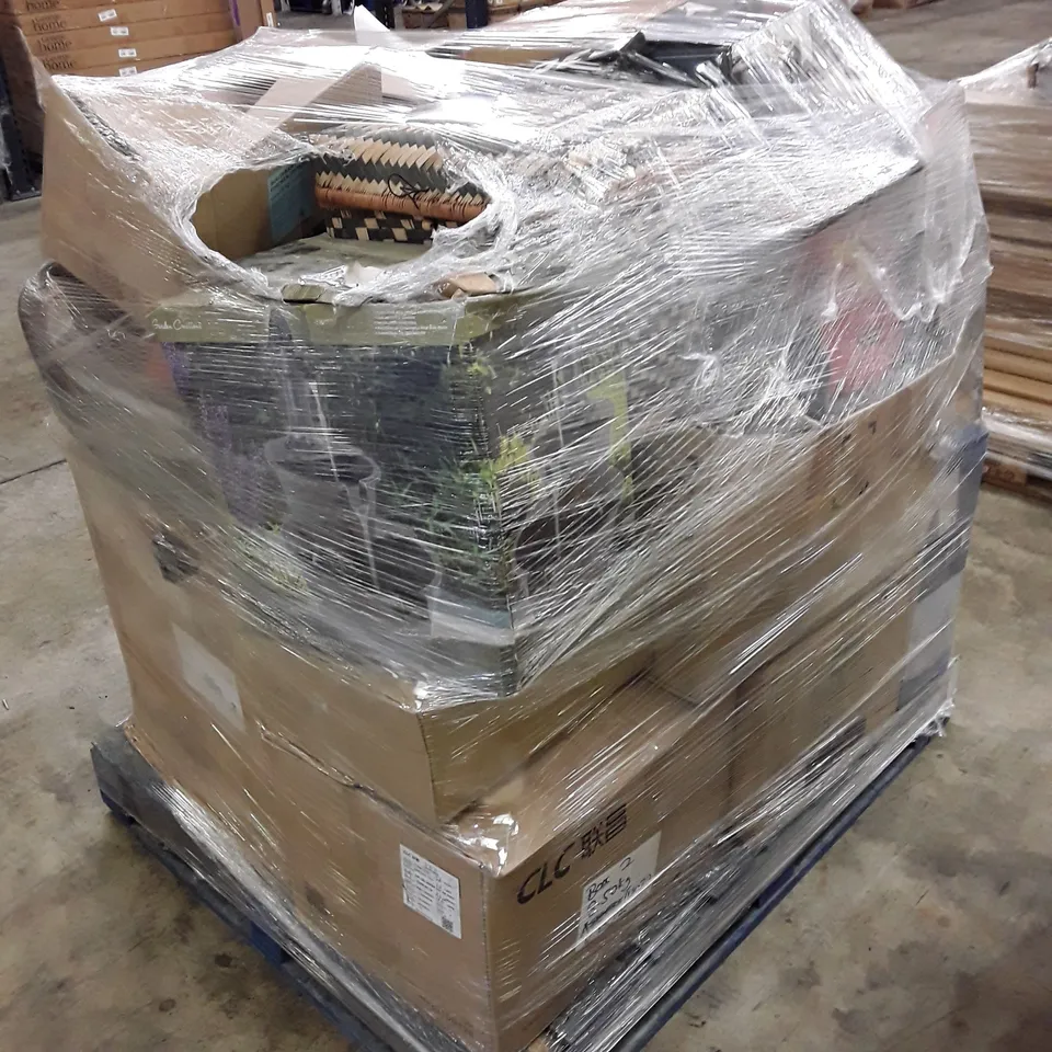 PALLET OF ASSORTED ITEMS INCLUDING VACUUM MOPPING ROBOT, 4 SLICE TOASTER, DESK LAMP, TOY FIRE TRUCK, LAWN MOWER, 2 TIER BARREL WATER FOUNTAIN