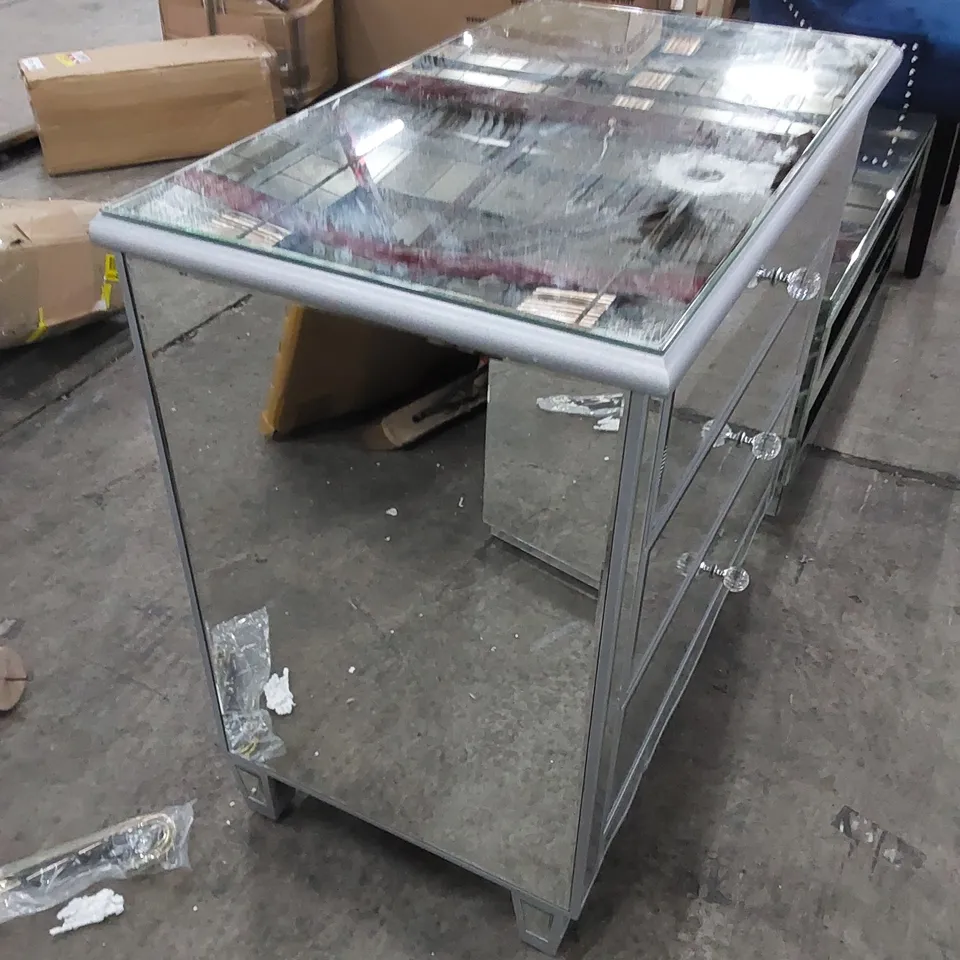 DESIGNER MIRRORED 3-DRAWER CHEST OF DRAWERS 
