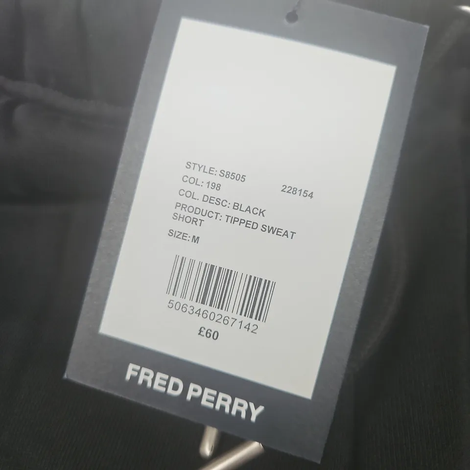 FRED PERRY BLACK TIPPED SWEAT SHORTS – SIZE M