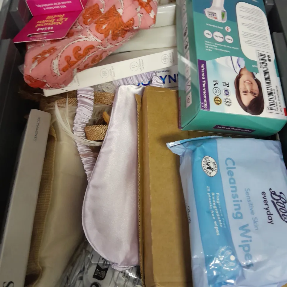 APPROXIMATELY 15 ASSORTED HEALTH & BEAUTY PRODUCTS TO INCLUDE SP-8 TOOTHPASTE, T/GEL SHAMPOO AND BABY CARE KIT