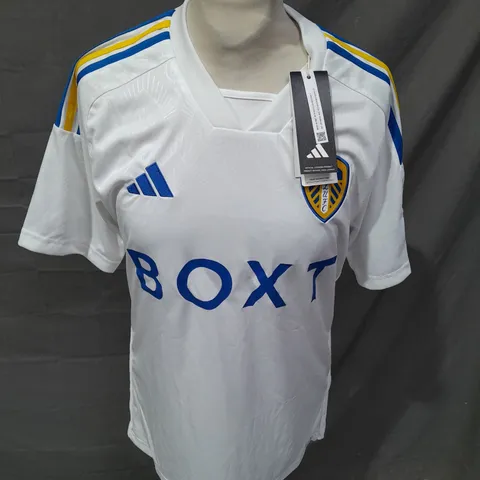 ADIDAS LEEDS FOOTBALL CLUB SHIRT - CROUCH 24 - SMALL