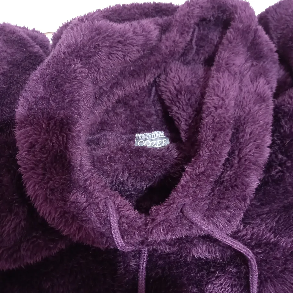 COZEE HOME FLUFFIE PONCHO - DARK PURPLE