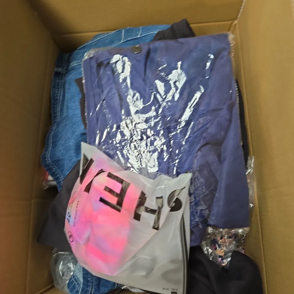 LARGE BOX OF ASSORTED CLOTHING ITEMS IN VARIOUS SIZES, STYLES AND COLOUR 