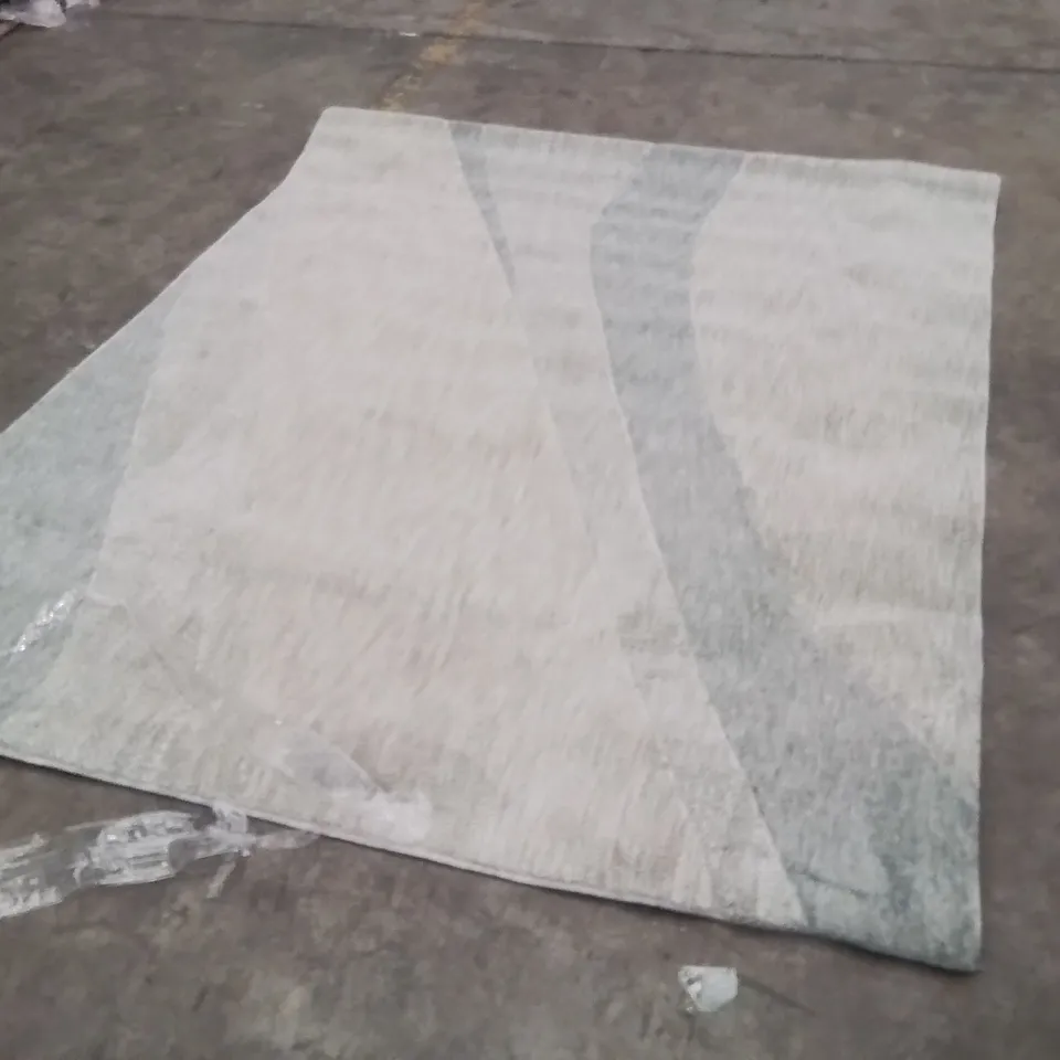 QUALITY DESIGNER AREA RUG - APPROXIMATELY 230X160CM